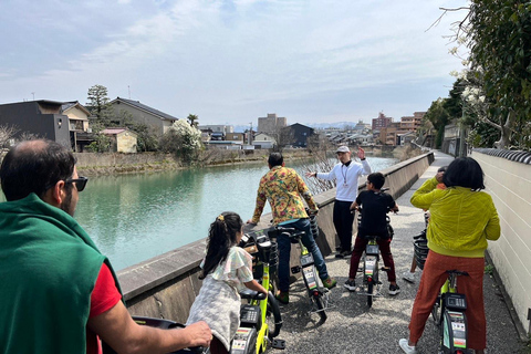 E-Bike Private Guided Tour of KANAZAWA Main & KENROKUEN E-Bike Cycling Guided Tour of Kanazawa Main & Kenrokuen