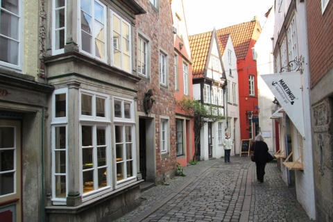 Bremen: tour a pie del distrito histórico de SchnoorTour privado en inglés