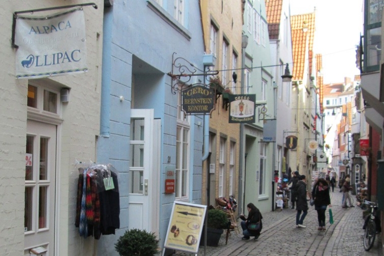Bremen: Walking Tour of Historic Schnoor District Private Tour in German
