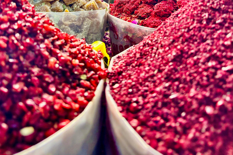 Baku Food Tour: 10+ Tastings, Tea Set & Local Spices Small group (max 10 people)