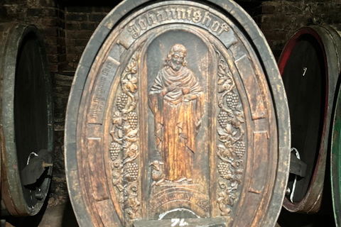 Johannisberg Rheingau: Wine tasting with cellar tour and hike