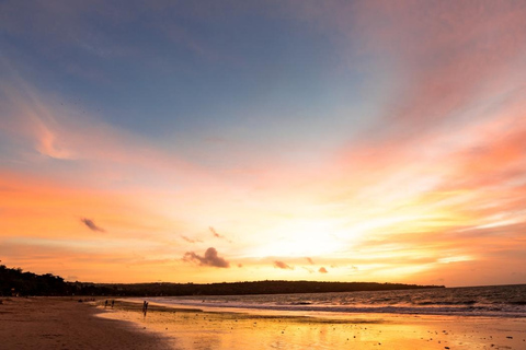 Bali: Turtle Island, Uluwatu Temple & Dinner Tour