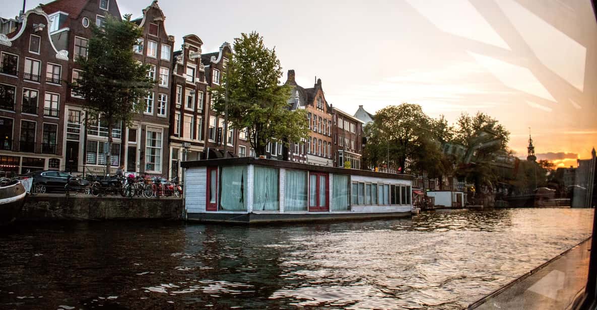 Afbeelding 8 van Amsterdam: Pizza rondvaart door de grachten