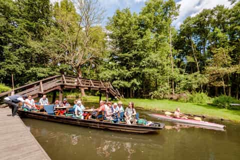 from berlin bus tour to burg in spreewald with boat tour