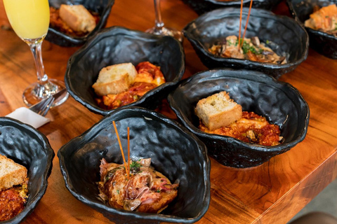 Vancouver: Gastown Morning Bites: A Brunch Lover's Tour