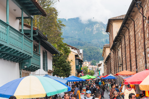 Bogotá: La Candelaria Food Tour with 7 Tastings & Ajiaco