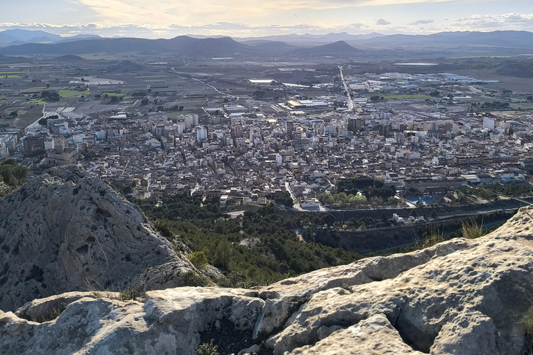 Villena: arrampicata su via ferrata guidata con discesa in corda doppia