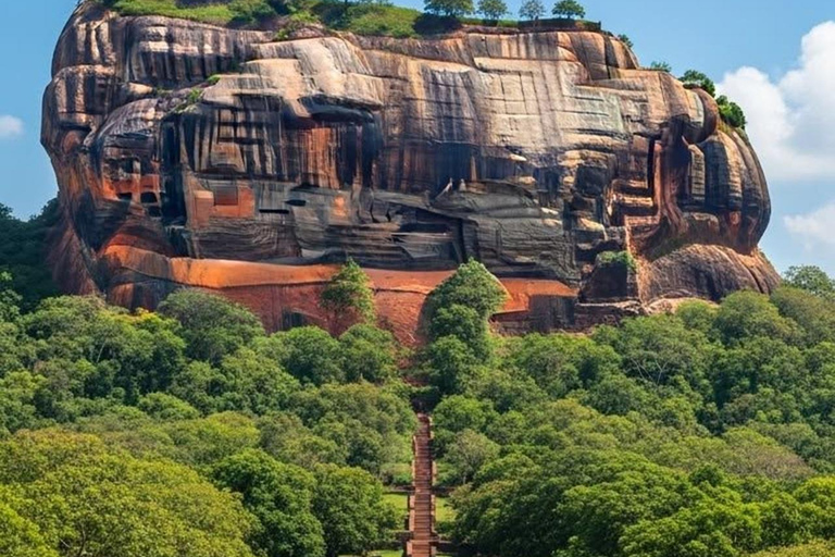Sigiriya, Dambulla, Village Safari Day Tour including lunch