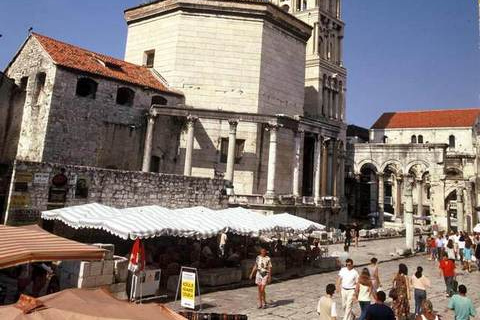 Split: Palacio de Diocleciano y casco antiguo Visita guiada a pie