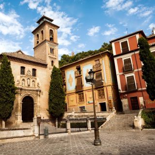 Granada: Albayzin and Sacromonte Walking Tour
