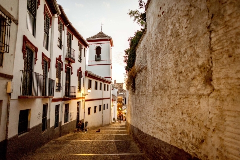 Granada: tour a pie por el Albaicín y SacromonteTour a pie privado por Albaicín y Sacromonte