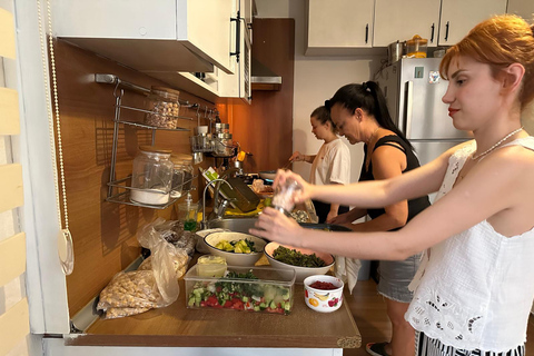 Kuşadası: Aegean Cooking Class with Locals