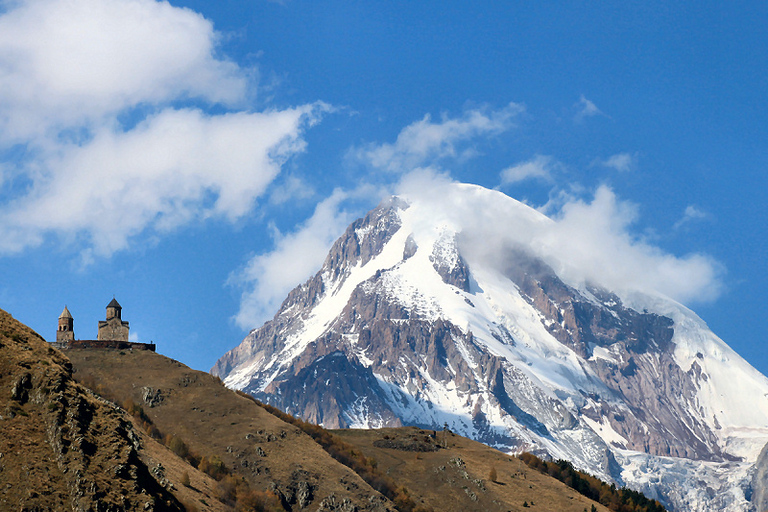 Off Road Radfahren zum Mount Kazbegi