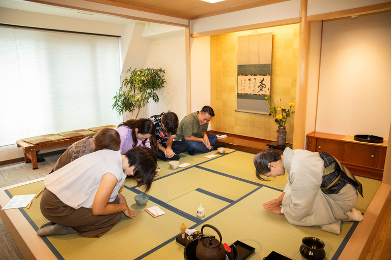Tokyo: Casual Japanese Tea Ceremony with Matcha Tasting