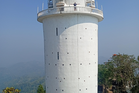 Kandy: Ambuluwawa Tower, Sacred Temple & Artisan Discovery