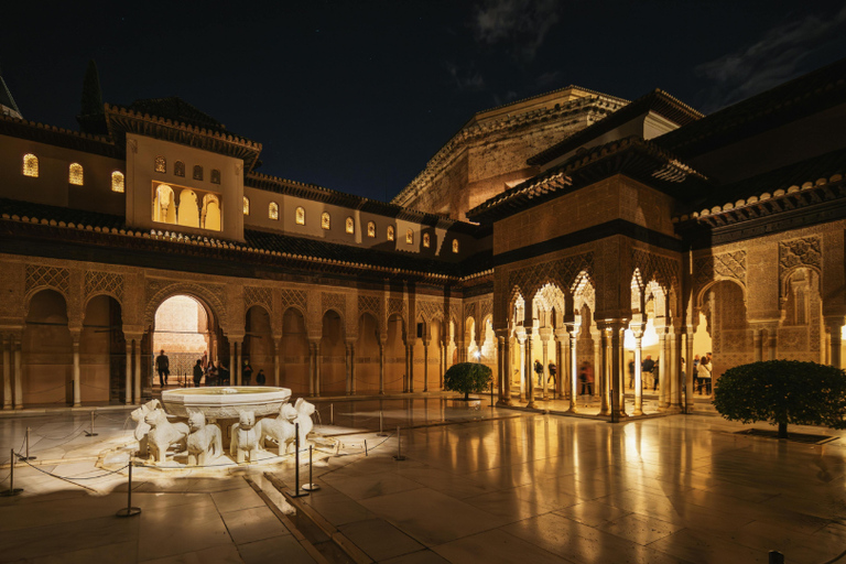 Granada: Private Guided Tour with Your Mobile + Interactive Alhambra Route. Granada: Private Guided Tour + Interactive Alhambra Route.