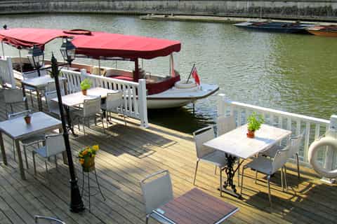 Oxford: Scenic Sightseeing Cruise with Gourmet Picnic