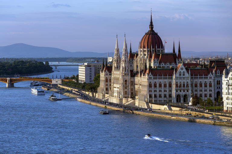Vienna: Bratislava and Budapest Day Trip with Guide Full bilingual guided tour