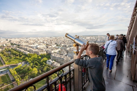 Paris : tour Eiffel avec hôte, croisière, visite de la villeVisite avec accès direct au 2e étage