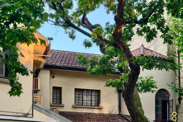 Shanghai Private Tour: Ride with a Local & Customize