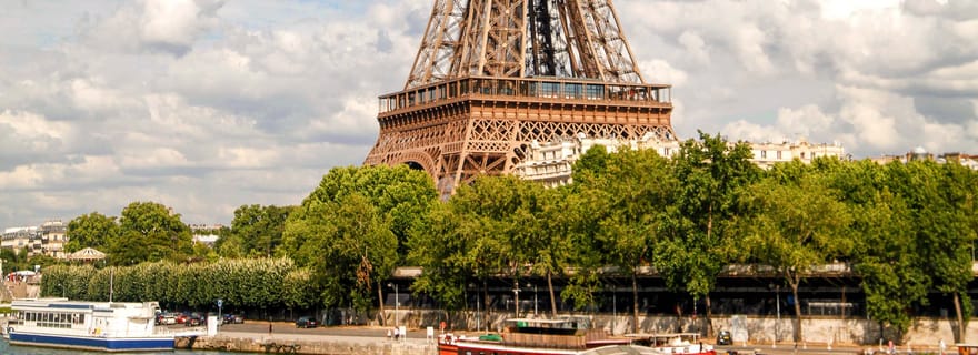 Paris : accès à la Tour Eiffel en ascenseur et croisière sur la Seine