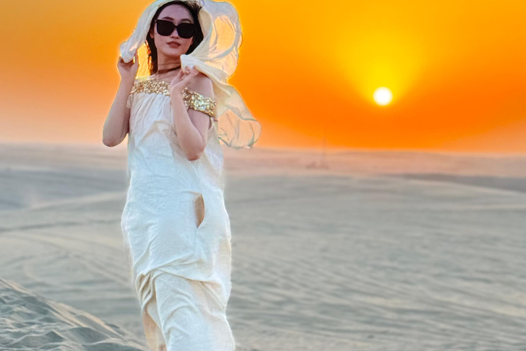 Desert Safari Qatar Camel Sandbording sunrise/sunset tour