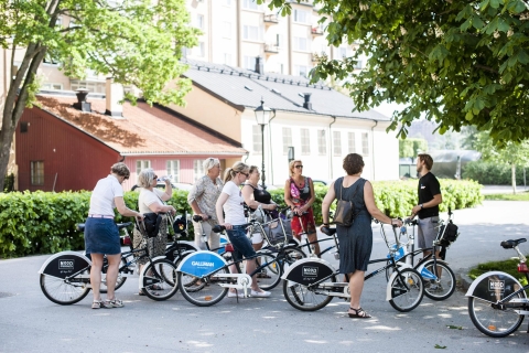 Sztokholm 3-godzinna prywatna wycieczka rowerowa z przewodnikiemSztokholmska 3-godzinna wycieczka rowerowa z przewodnikiem po niemiecku