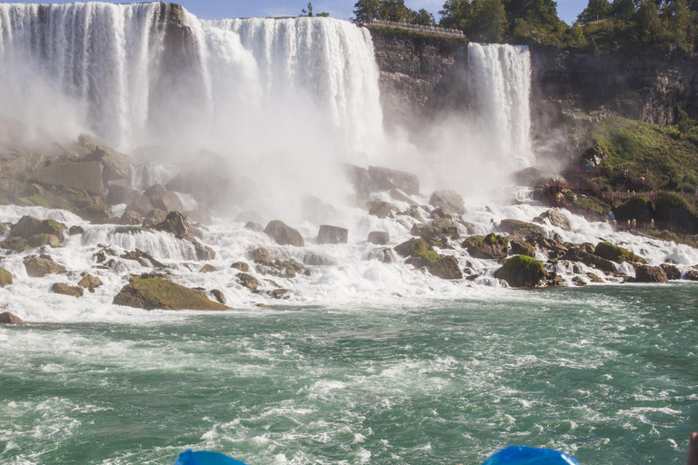 Niagara Falls: VIP Maid of the Mist & Cave of the Winds Tour