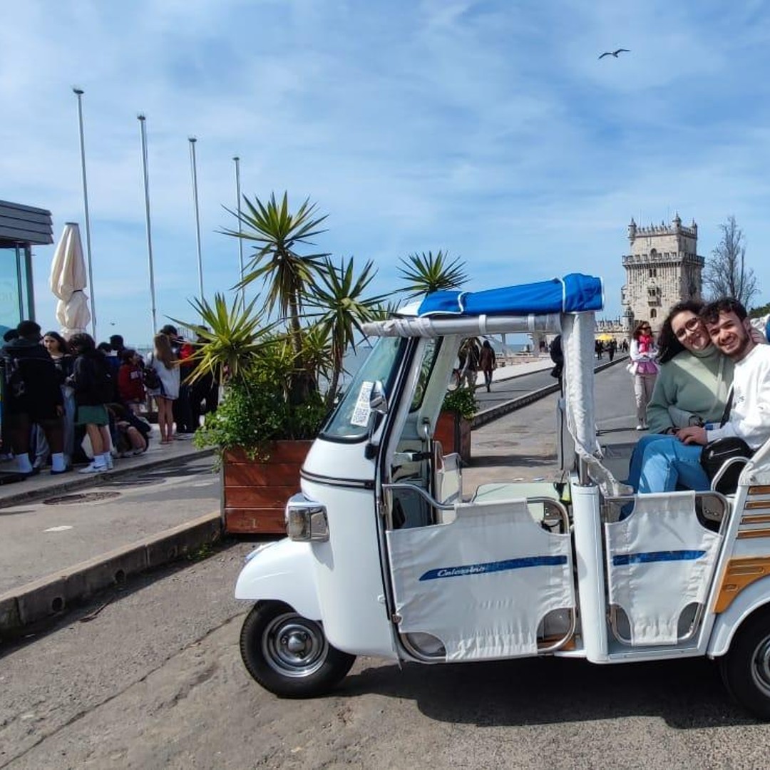 Colagem de mídia
