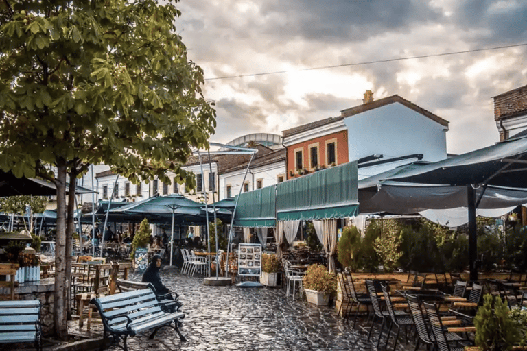 Kastoria: Private Lakes Tour to Pogradec, Ohrid & Bitola