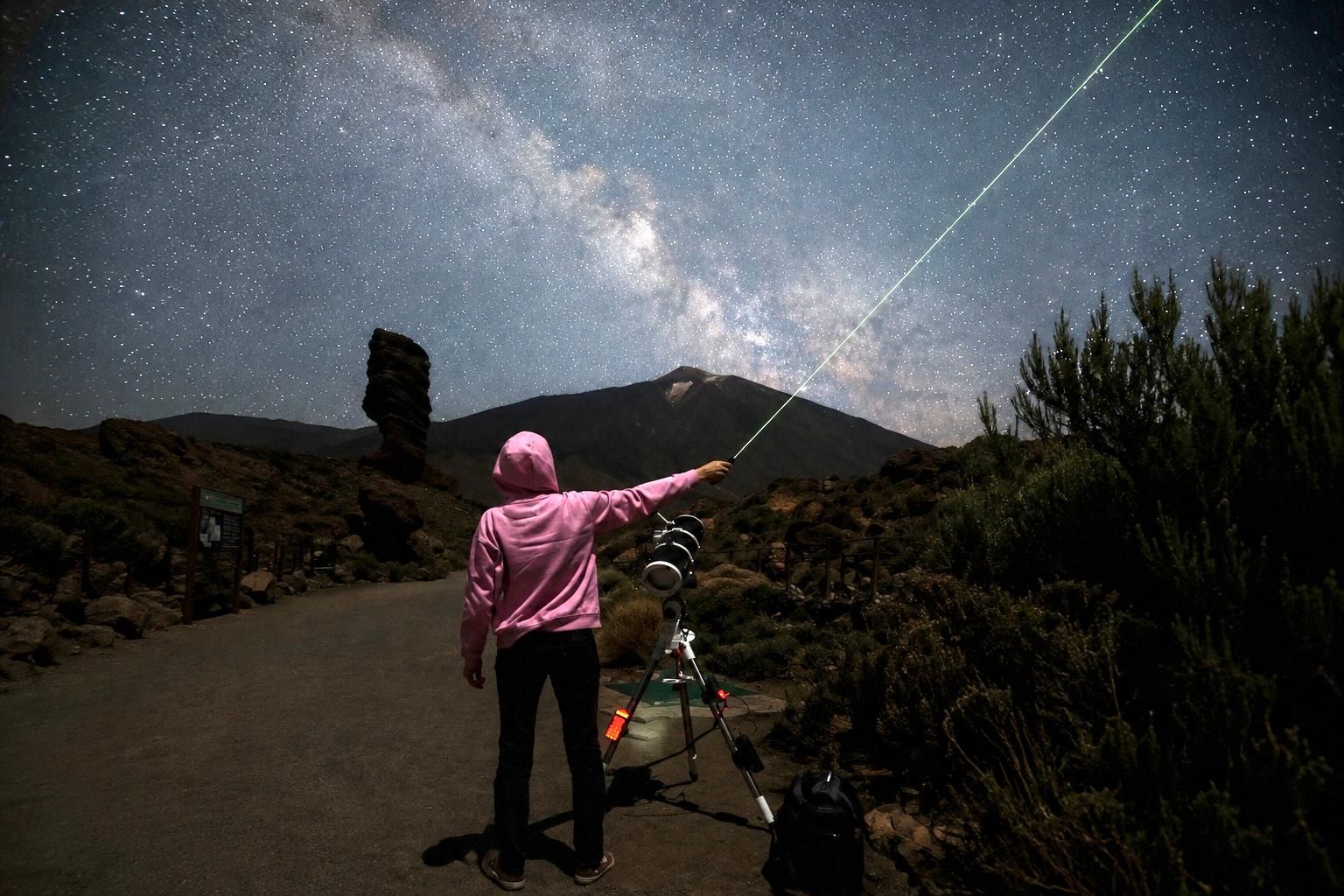 Teide: Sternenbeobachtung und Teleskop-Tour bei Sonnenaufgang