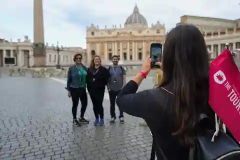 Visita expressa à Basílica de São Pedro e à Porta Santa do Jubileu