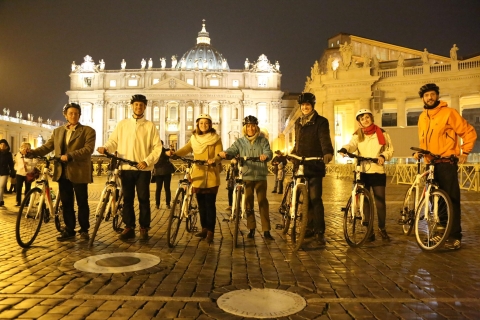 Rome de nuit : expérience à vélo de 3 heuresVisite en anglais