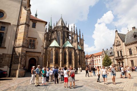Tour de 3 horas por la ciudad de Praga con cambio de guardia