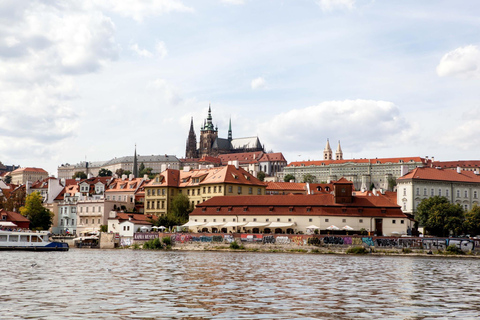 Praga: tour di un giorno con crociera fluviale e pranzo