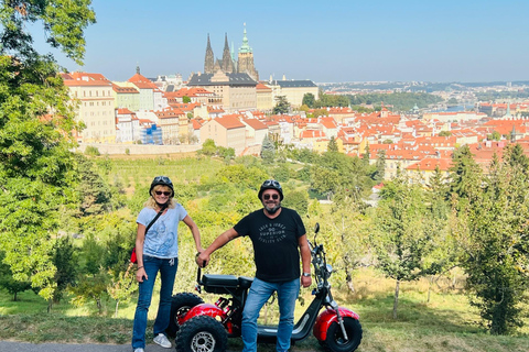 Aventure à Prague (2 personnes sur 1 Trike) Circuit de groupe