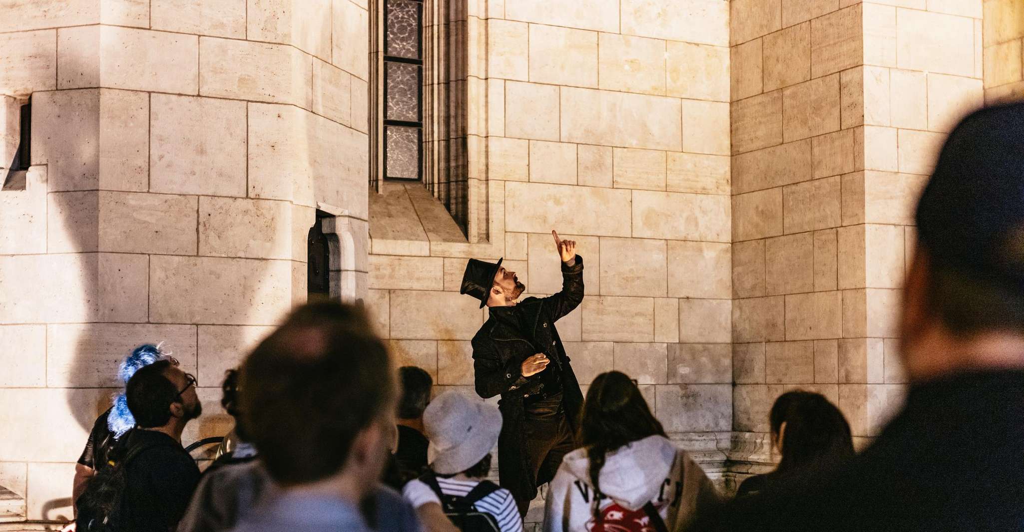 Budapest: Buda Castle District Vampires and Myths Night Tour photo 4