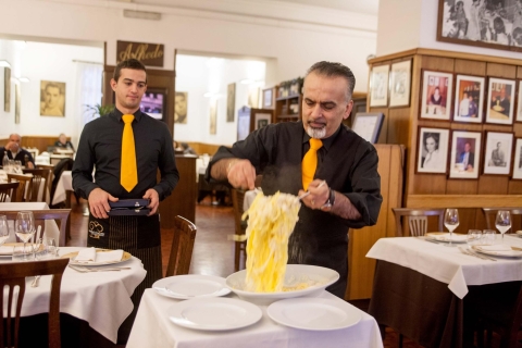 Restauracja Alfredo alla Scrofa, Rzym: posiłek gwiazdKurs gotowania makaronu Alfredo oraz lunch w Alfredo