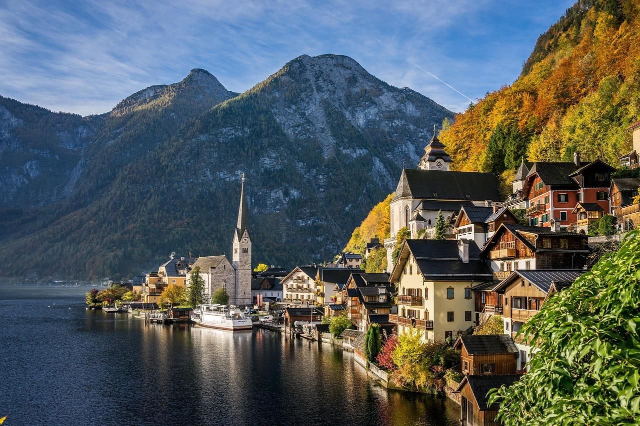 Von Bratislava: Hallstatt und Salzburg