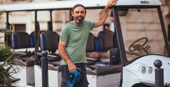 Rome: Evening Golf Cart Tour with Drinks and Aperitivo