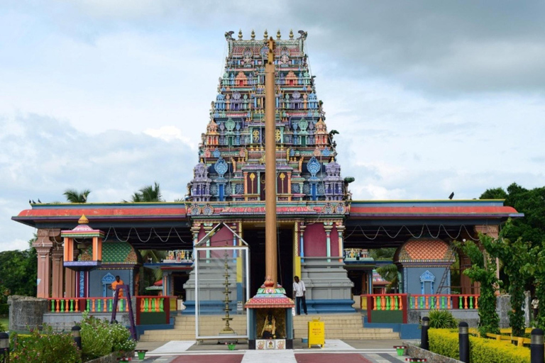 Nadi: Culture, Temples, Markets & Garden Adventure Option - Pick up Double Tree Resort