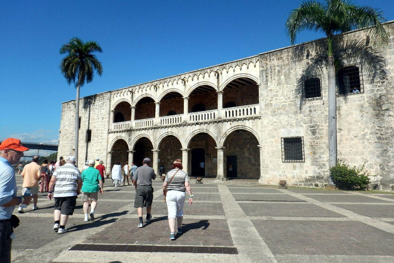 Punta Cana: tour di Santo Domingo con pranzo e servizio di prelievo in hotel