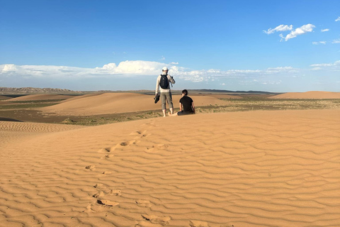 Explore the fascinating Mongolian Gobi Desert