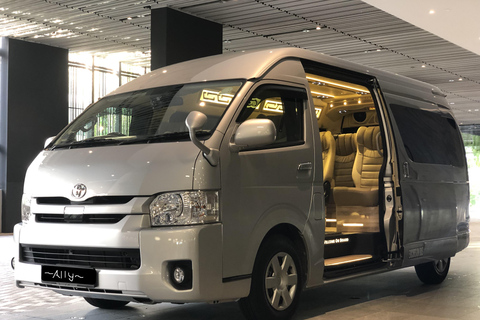 SG Translado privado do aeroporto / cruzeiro num Minibus de 13 lugares