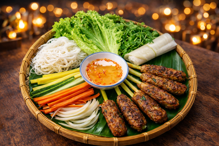 Da Nang: Rooftop Live Cooking Experience with Sea View