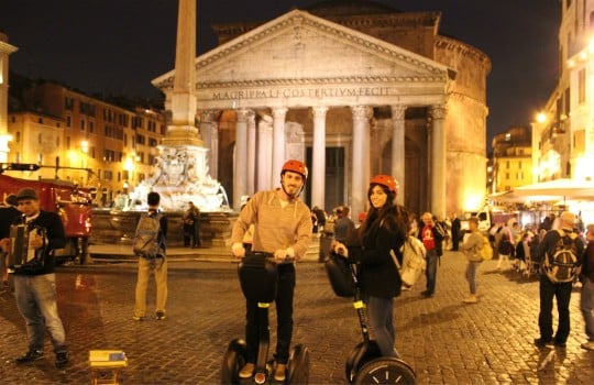 Roma de Noche tour en Segway