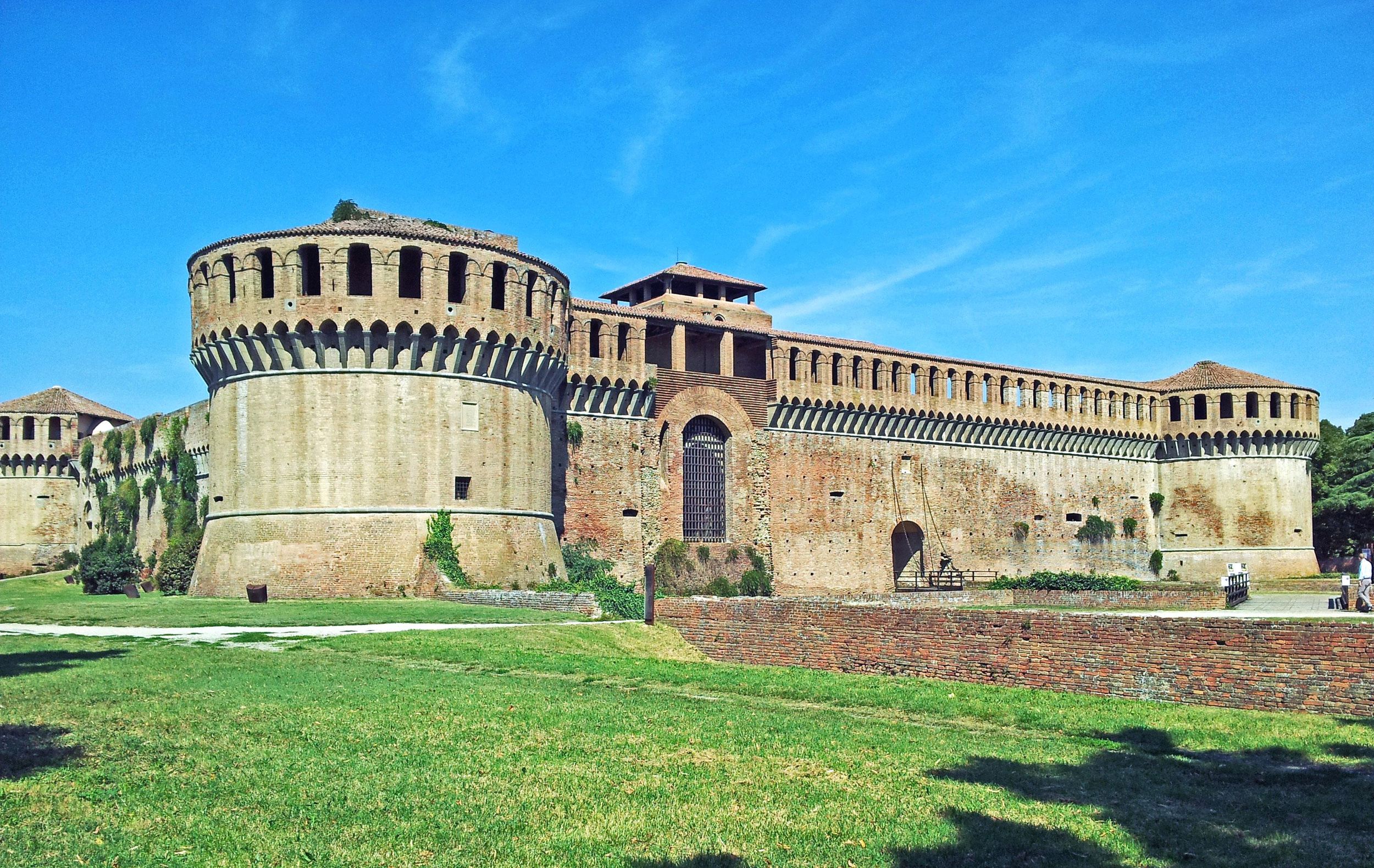 Private Tour durch Imola: Geschichte, Kunst und Motorleidenschaft