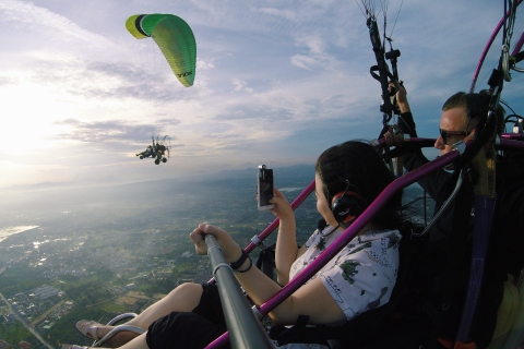 Aventura en Paramotor en Pattaya por TSA TailandiaPaquete de vídeo Premium