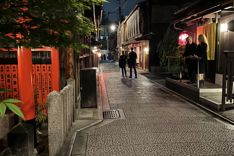 Kioto: Tour di Gion, recorrido guiado a pie&#039; pari