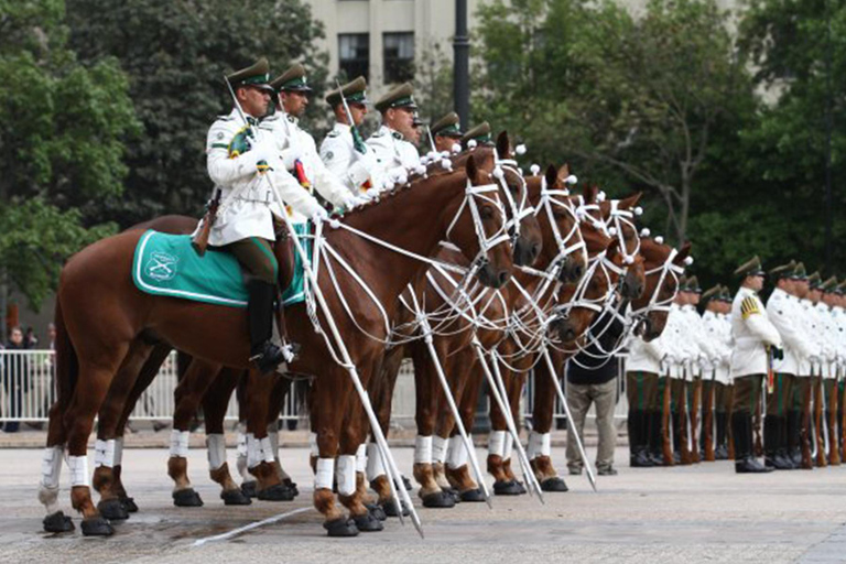 Upptäck Santiago, där modernitet smälter samman med historia